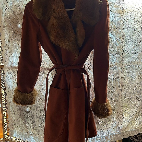Jackets & Blazers - Vintage Penny Lane type coat with Faux Fur Trim